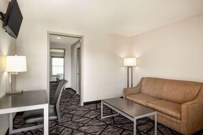 Studio Suite, 1 King Bed, Non Smoking | Desk, iron/ironing board, cribs/infant beds, rollaway beds