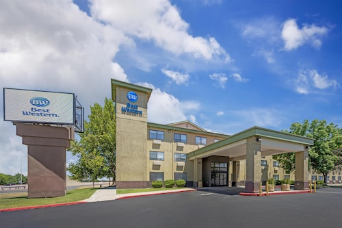 Best Western North I-25 Hotel