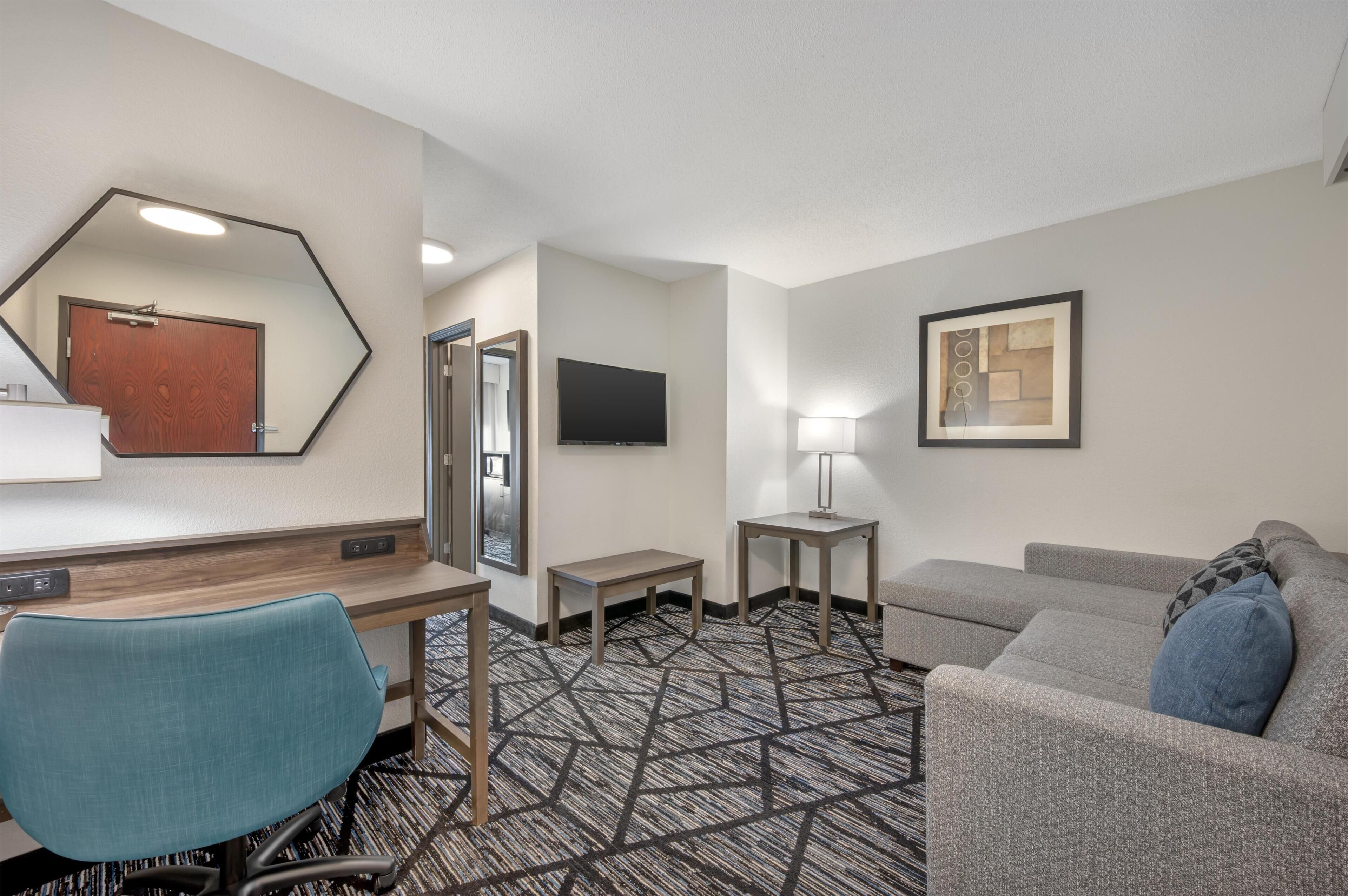 Suite, 1 Queen Bed, Non Smoking, Refrigerator & Microwave (with Sofabed) | Desk, blackout drapes, soundproofing, iron/ironing board