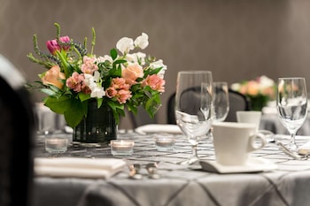 Meeting facility at Hilton Motif Seattle