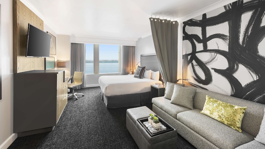 Hilton Motif Seattle