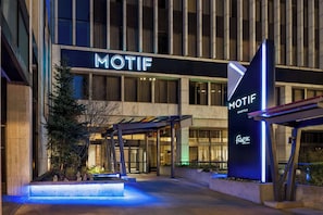 Exterior - Hilton Motif Seattle (Seattle)