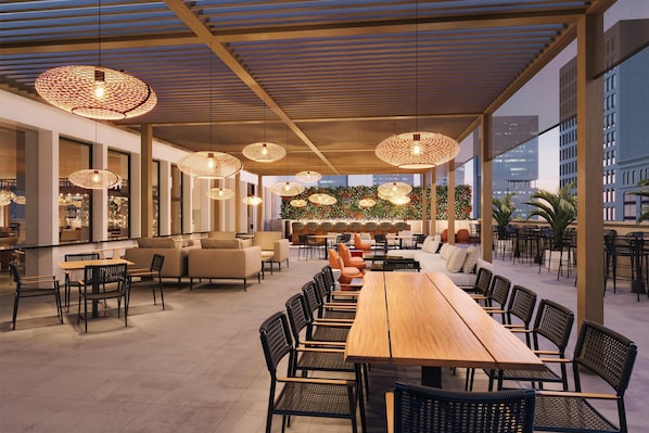 Breakfast, lunch, dinner served; American cuisine, al fresco dining - Hilton Motif Seattle (Seattle)