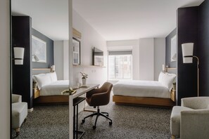 1 slaapkamer, luxe beddengoed, een kluis op de kamer, een bureau