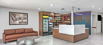 Super 8 by Wyndham Grapevine/DFW Airport Northwest