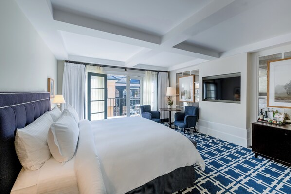 Deluxe Room, 1 King Bed