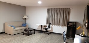 Desk, iron/ironing board, free WiFi, bed sheets