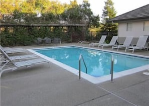 Outdoor pool, pool loungers