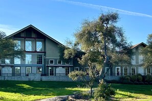 Exterior - Rocklin Park Hotel, Trademark Collection by Wyndham (Rocklin)