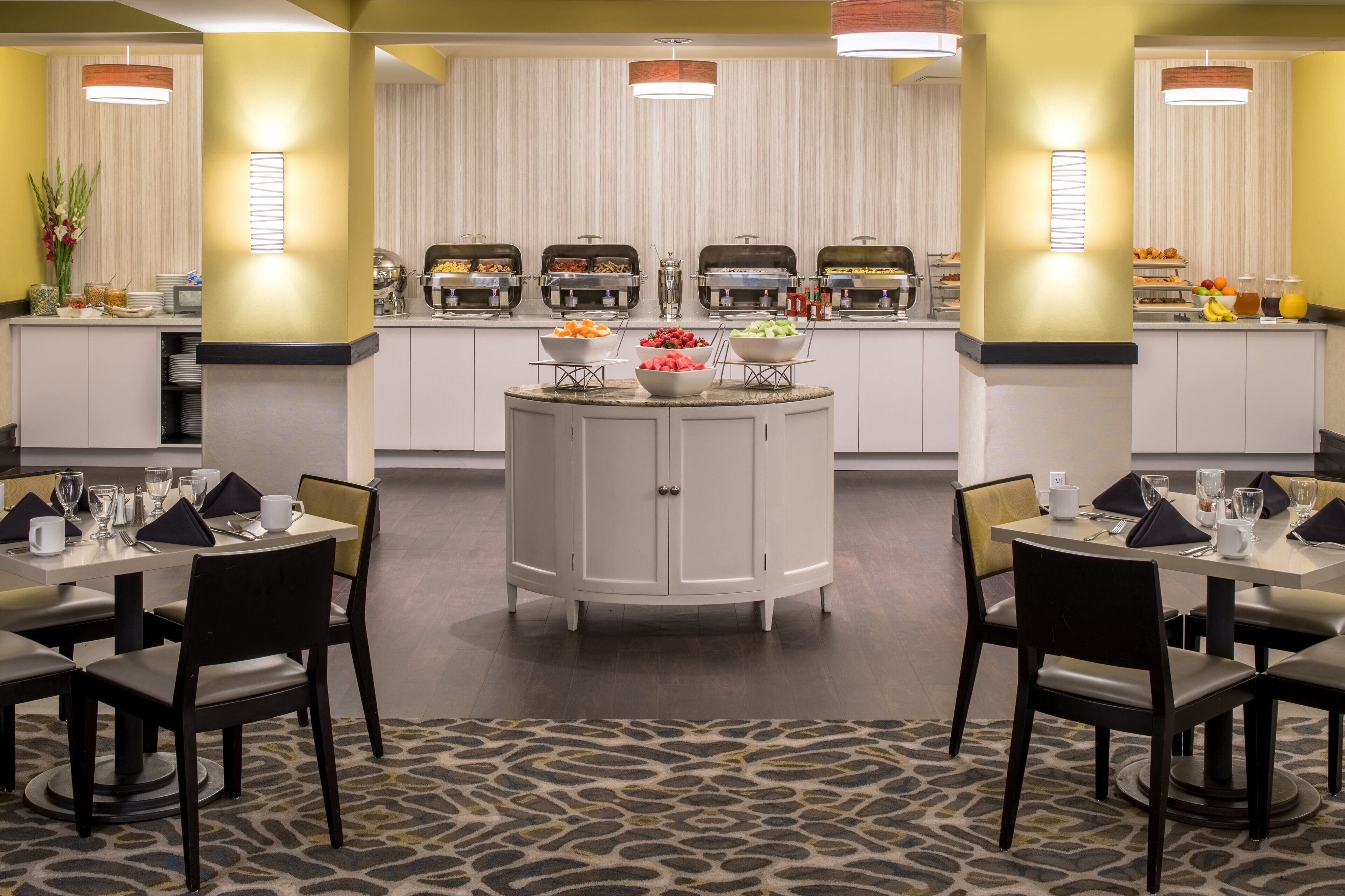 daily buffet breakfast for a fee