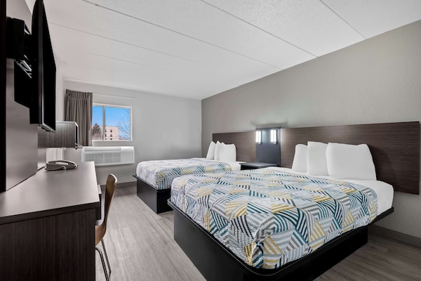 WiFi (free), bed sheets