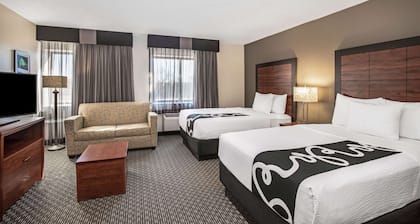 La Quinta Inn & Suites by Wyndham N Little Rock-McCain Mall