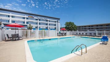 Seasonal outdoor pool, open 10 AM to 9:00 PM, sun loungers