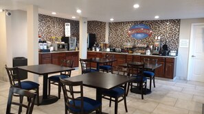 Free daily continental breakfast 