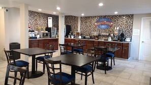 Free daily continental breakfast