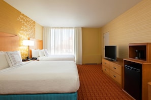 Premium bedding, desk, blackout curtains, iron/ironing board - Fairfield Inn & Suites by Marriott Louisville Downtown (Louisville)