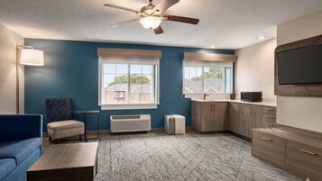 Suite, 1 King Bed (Wet Bar) | Premium bedding, pillow-top beds, desk, laptop workspace