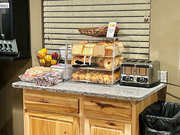 Free daily continental breakfast