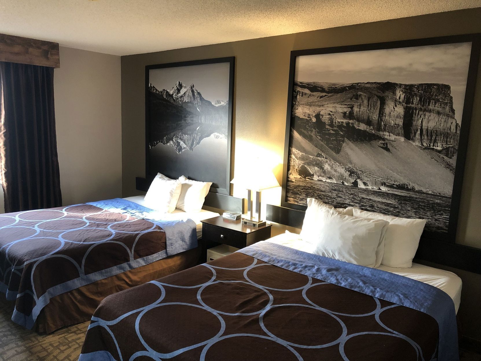 In-room safe, desk, laptop workspace, iron/ironing board