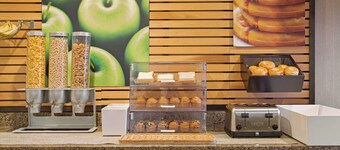 La Quinta Inn by Wyndham Auburn Worcester