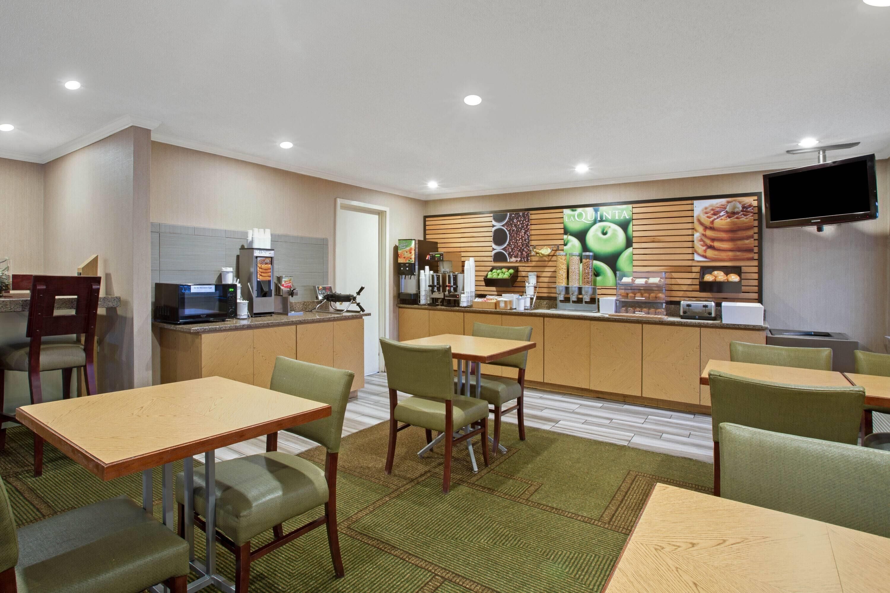 Free continental breakfast