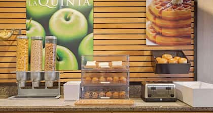 La Quinta Inn by Wyndham Auburn Worcester