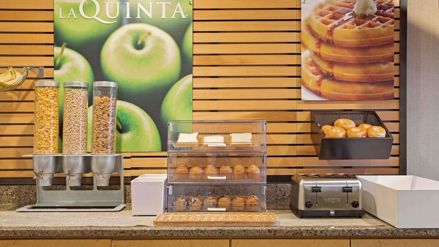 La Quinta Inn by Wyndham Auburn Worcester