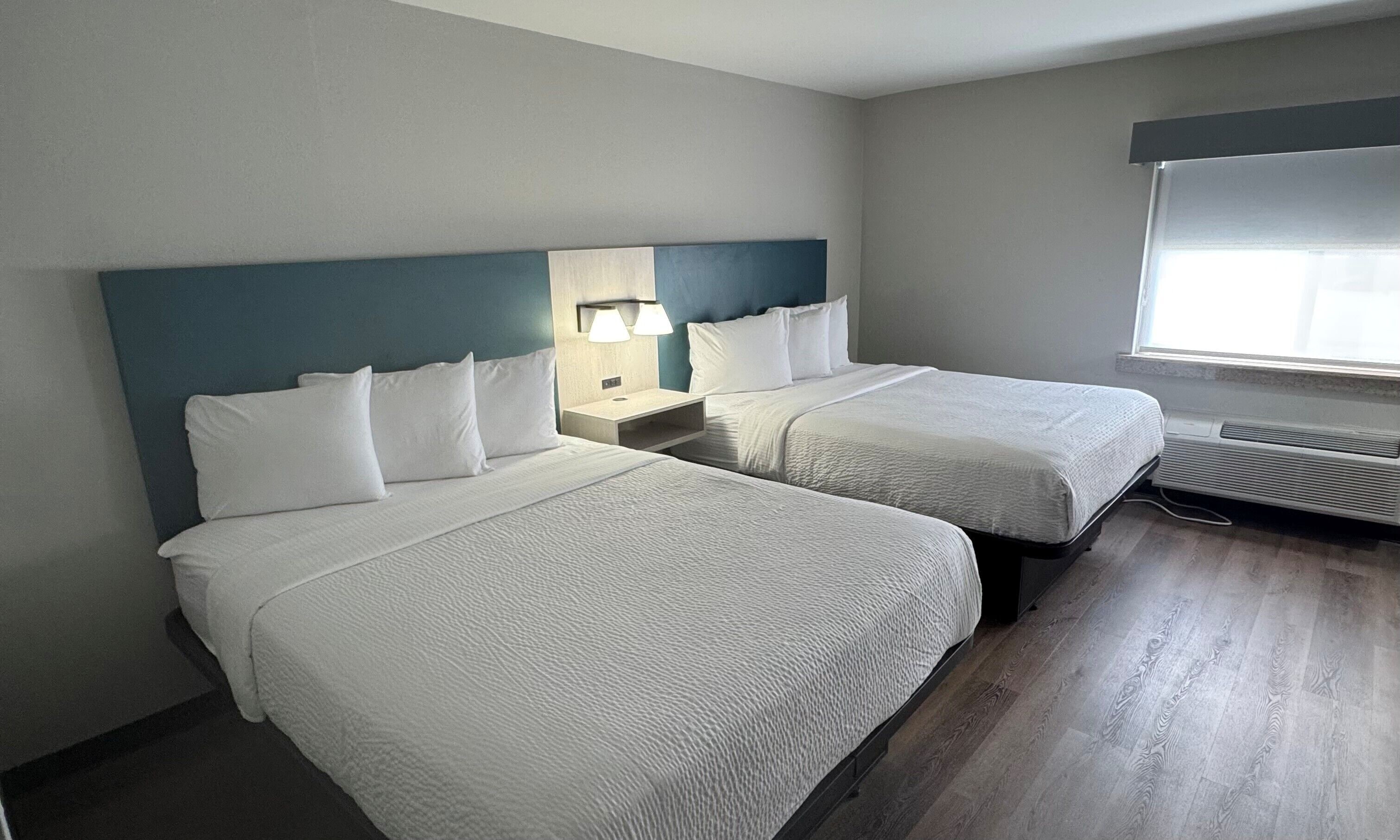 Room, 2 Queen Beds, Non Smoking