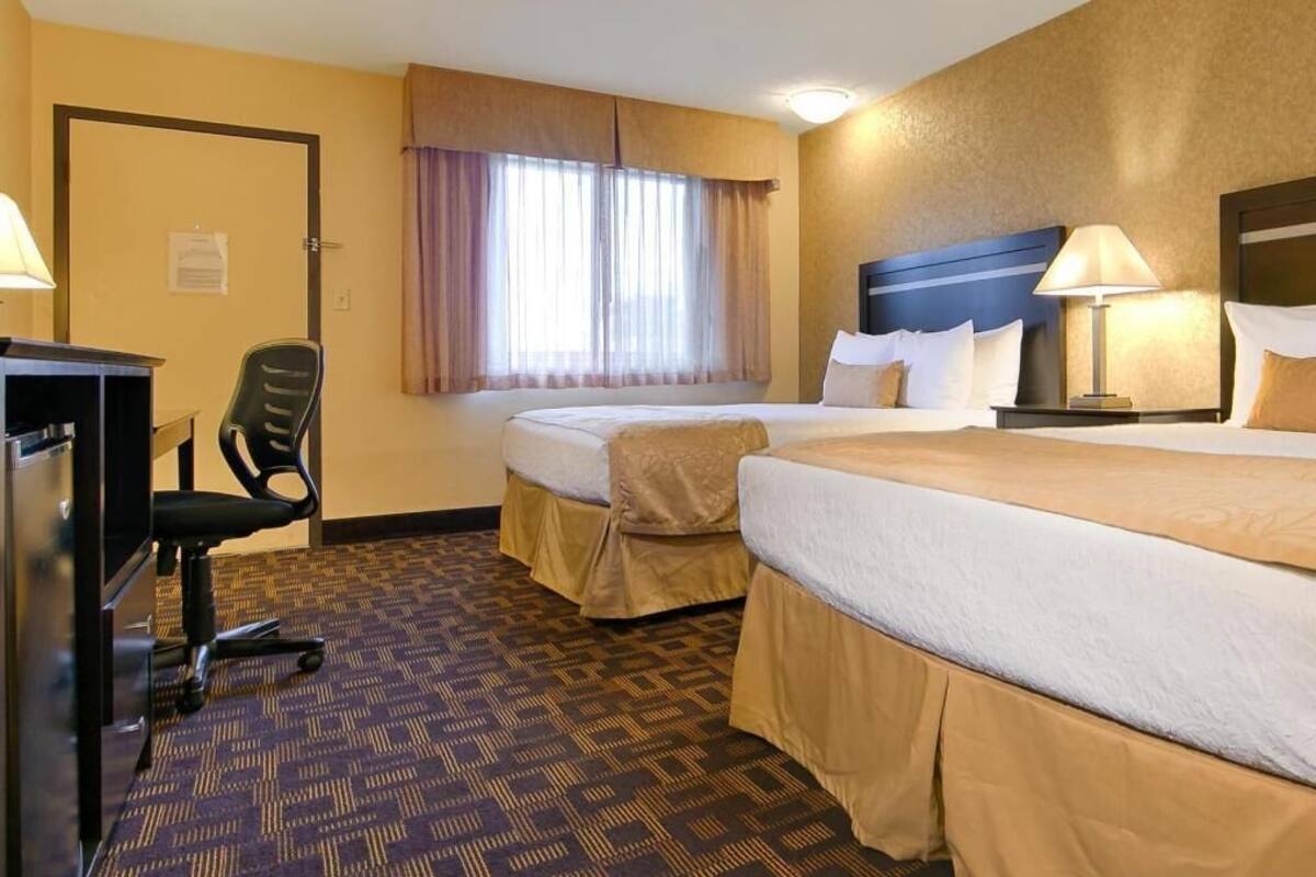 Pillow-top beds, in-room safe, desk, laptop workspace