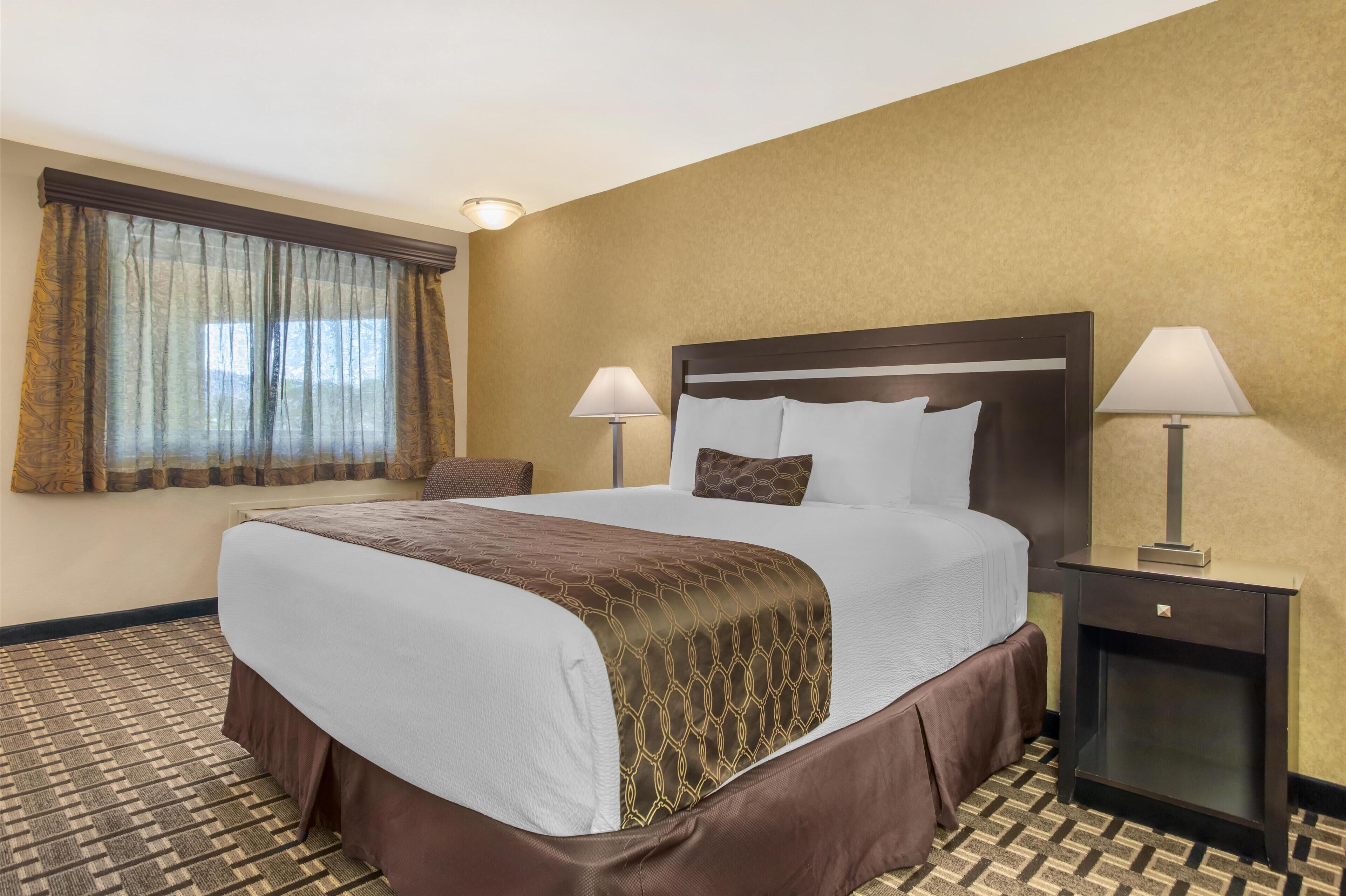 Pillow-top beds, in-room safe, desk, laptop workspace