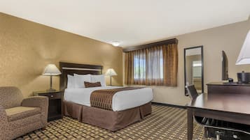 Standard Room, 1 Queen Bed, Accessible, Non Smoking | Pillow-top beds, in-room safe, desk, laptop workspace