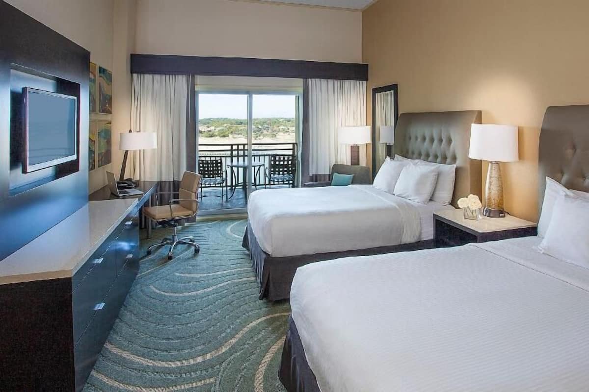 Premium bedding, pillowtop beds, in-room safe, desk