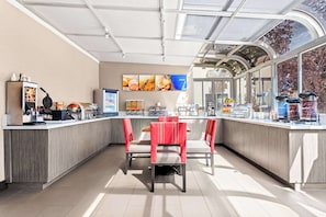 Free buffet breakfast
