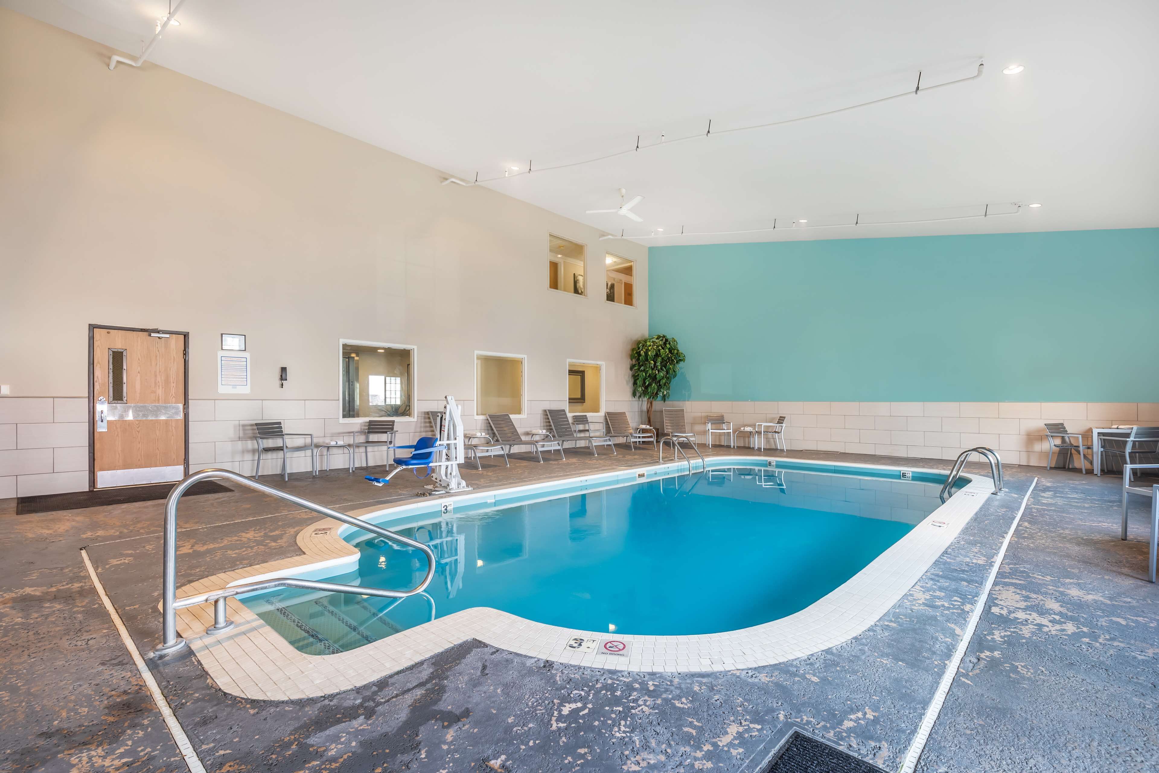 Indoor pool, pool umbrellas