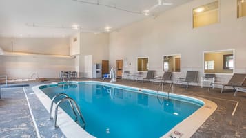Indendørs pool, parasoller