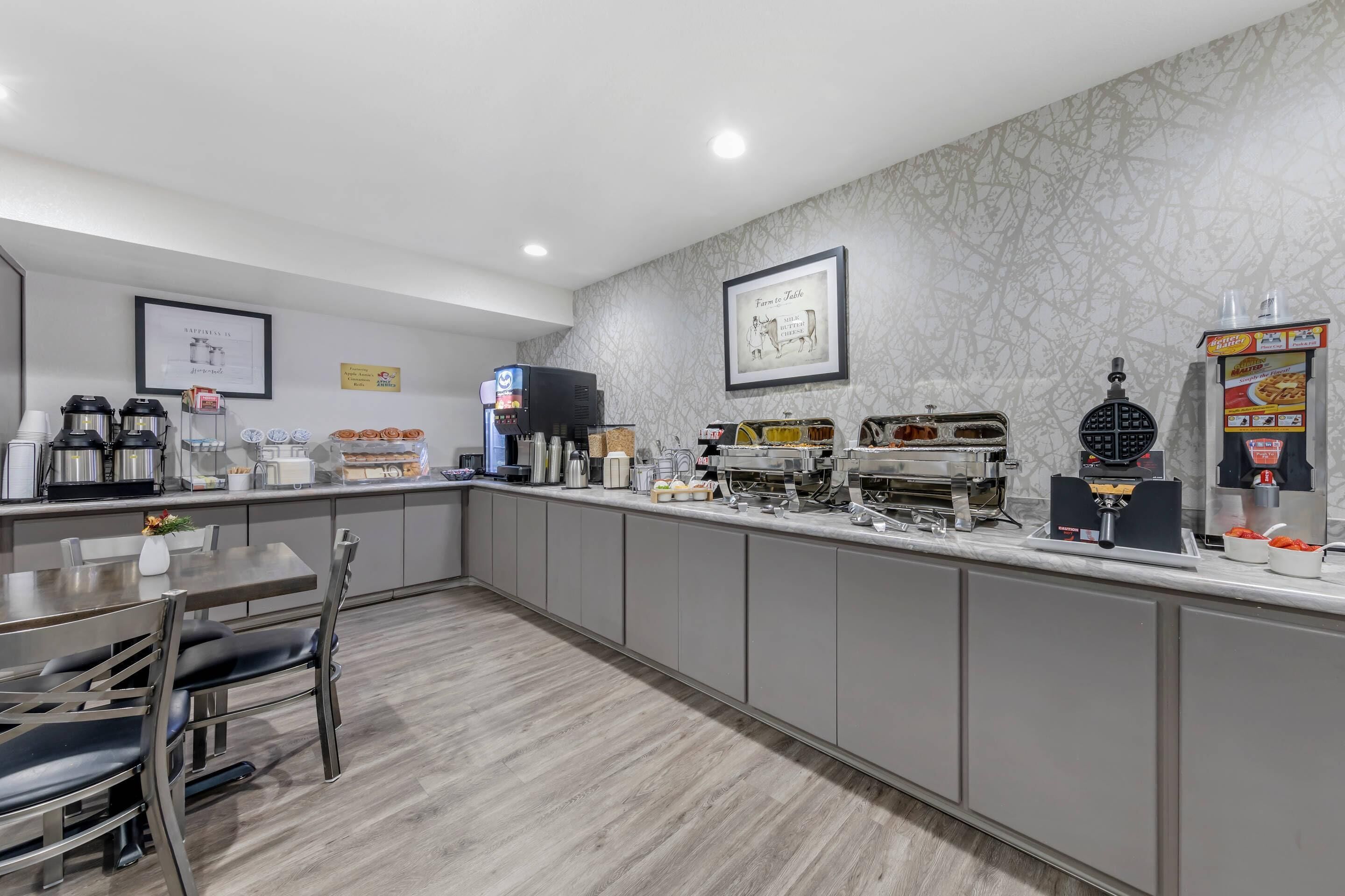 free daily buffet breakfast