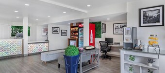 Hillstone Inn Tulare, an Ascend Collection Hotel
