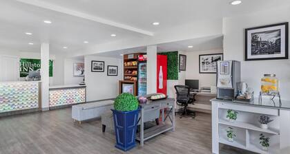 Hillstone Inn Tulare, an Ascend Collection Hotel