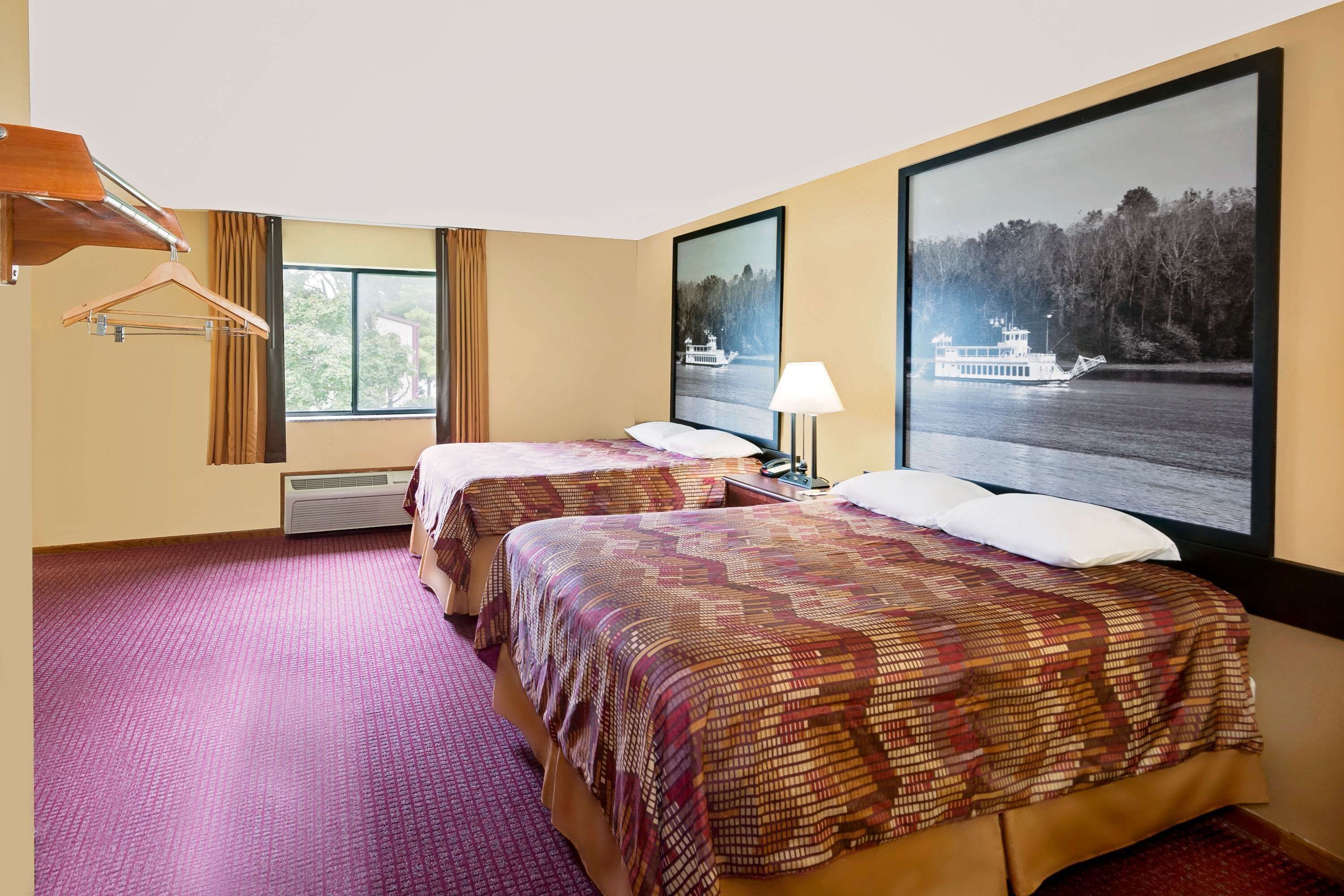 In-room safe, free cribs/infant beds, rollaway beds, free WiFi