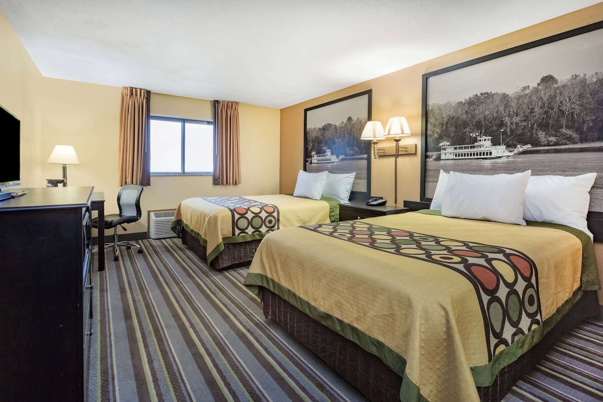 In-room safe, free cots/infant beds, rollaway beds, free WiFi