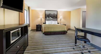 Super 8 by Wyndham Iowa Falls