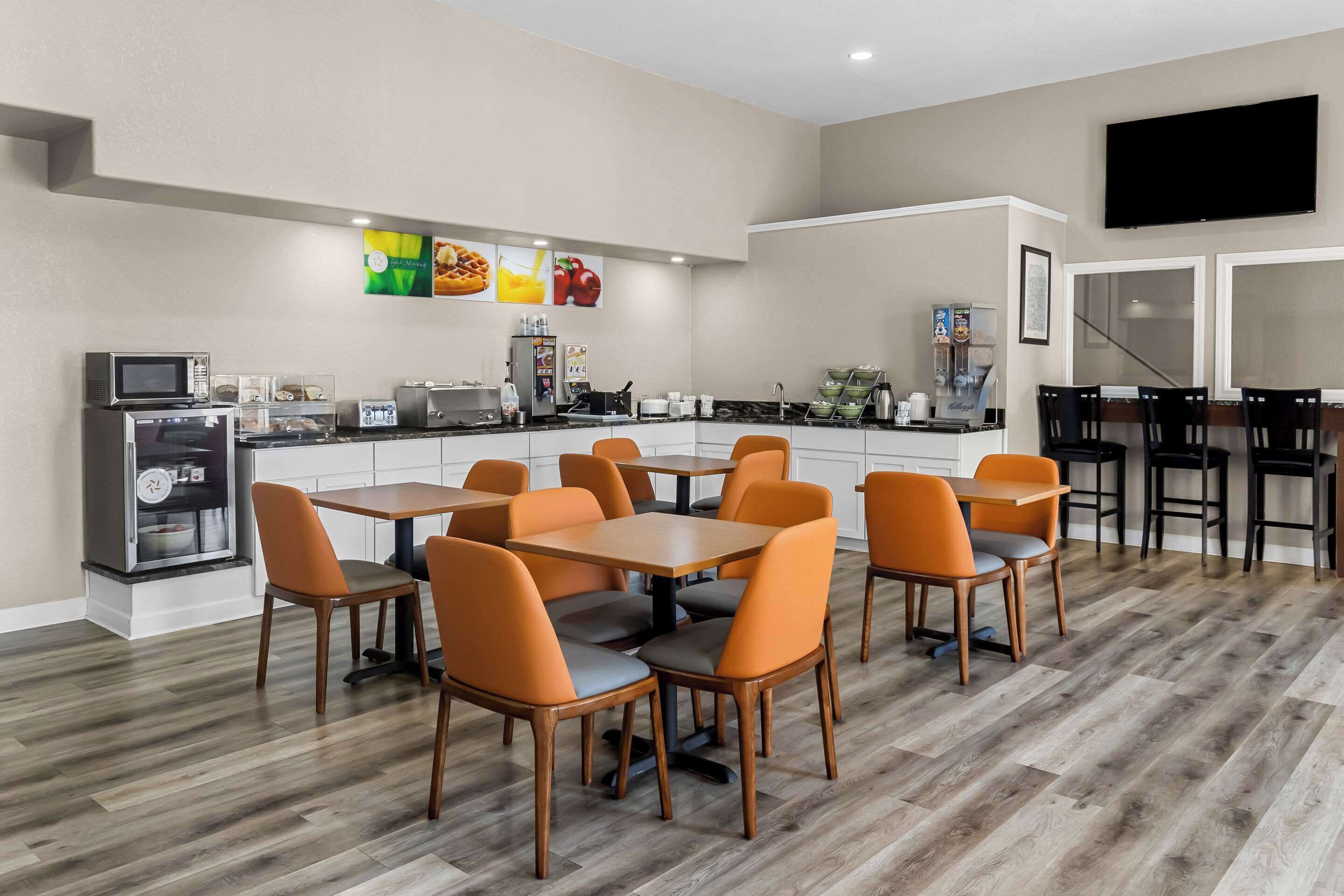 Free daily on-the-go breakfast