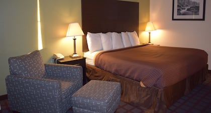 Super 8 by Wyndham Saginaw