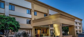 Baymont by Wyndham Meridian