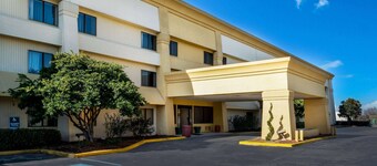Baymont by Wyndham Meridian