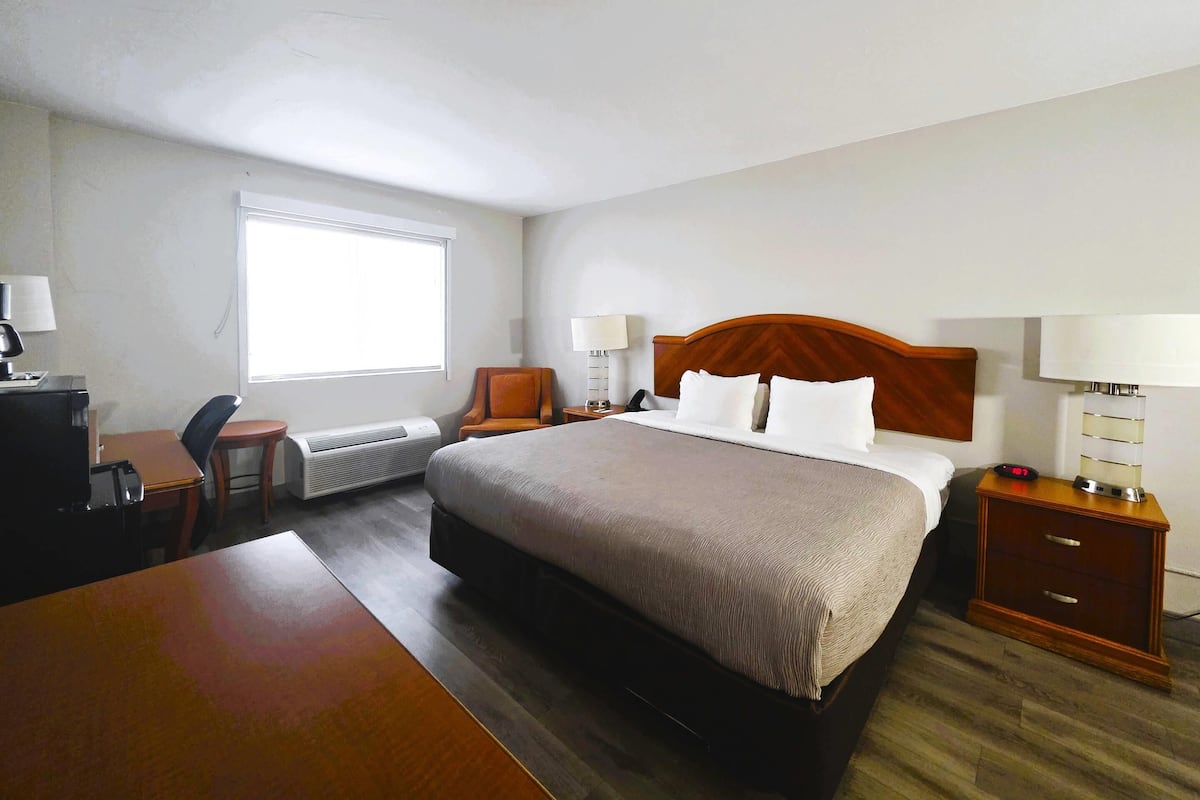 Premium bedding, pillow-top beds, individually decorated