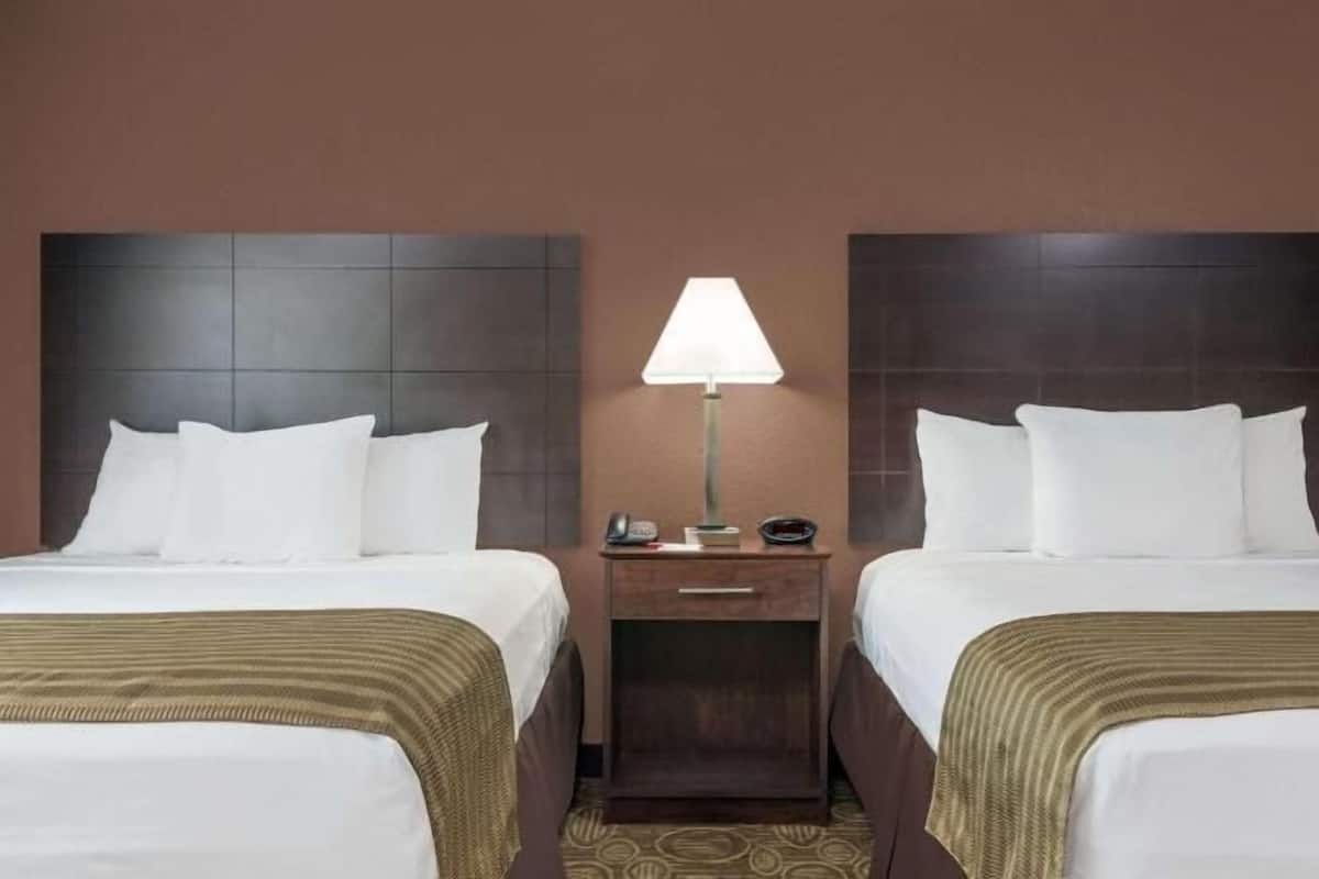 Desk, iron/ironing board, free cots/infant beds, free WiFi