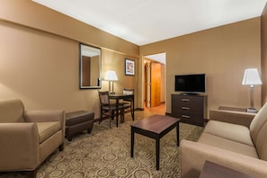 Studio Suite, 1 King Bed, Non Smoking | Desk, iron/ironing board, free cribs/infant beds, free WiFi