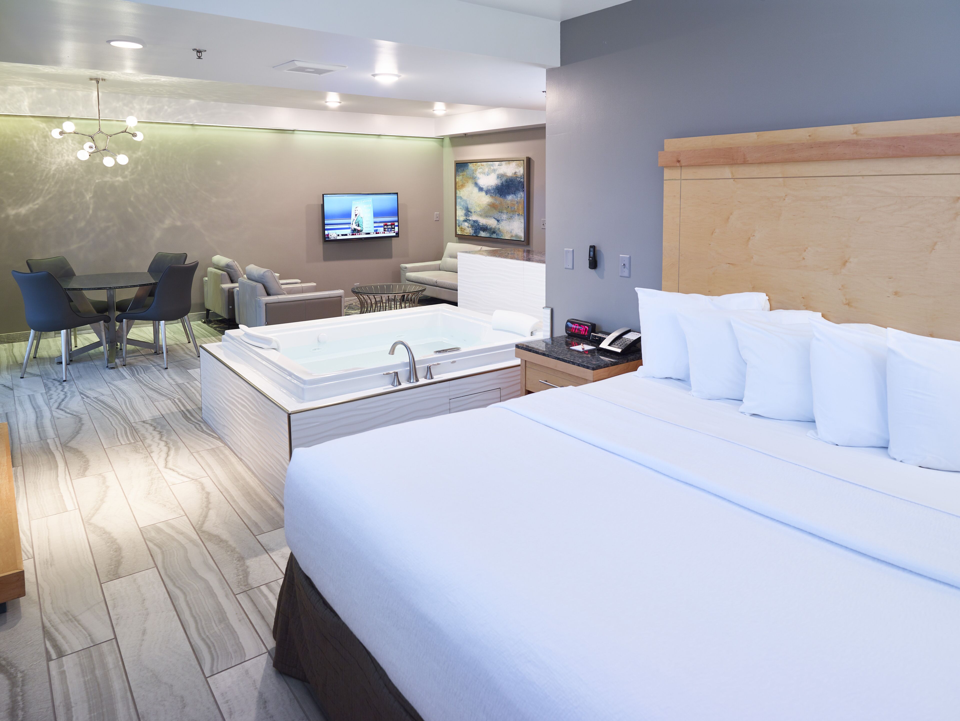 signature suite | premium bedding, pillow-top beds, in-room safe, desk