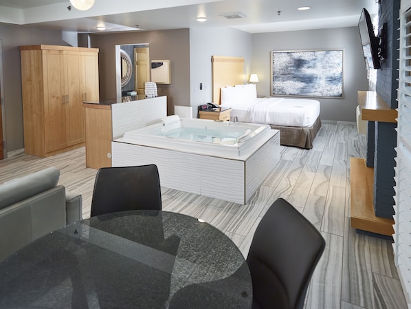 Signature Suite | Premium bedding, pillow-top beds, in-room safe, desk